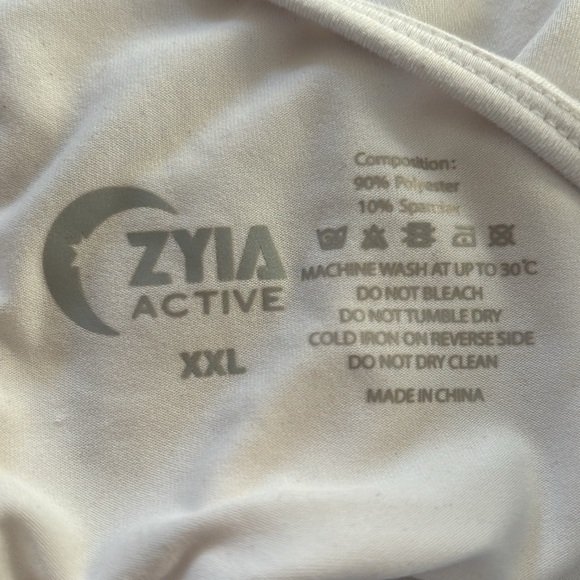 Lot 2 XXL Zyia Active Tanks Premium & Effortless Running Tanks Black White New - Picture 4 of 9